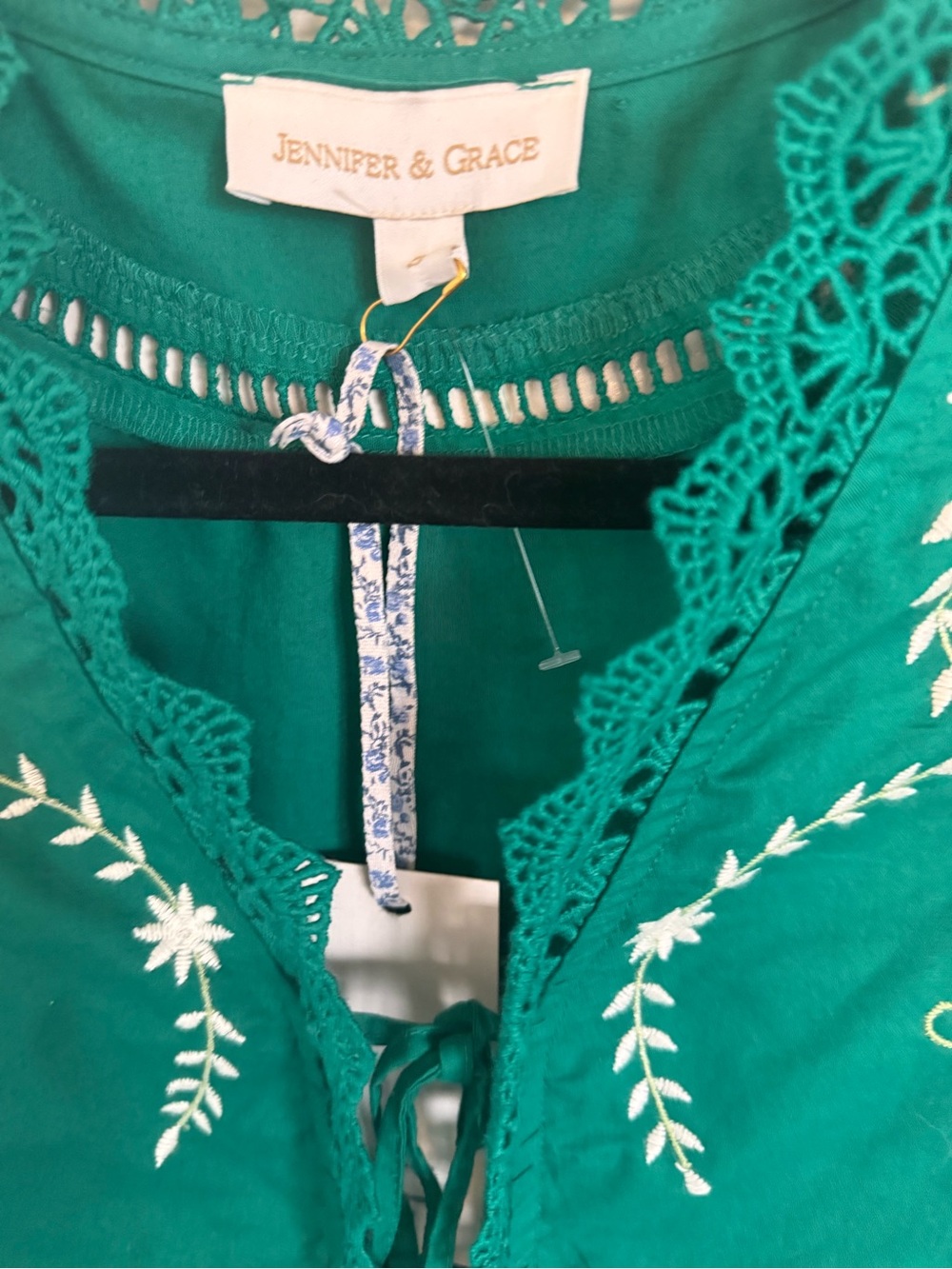 Jennifer & Grace Green Embroidered Tie-Front Crop Top| 100% Cotton | Small | NWT - Picture 4 of 12